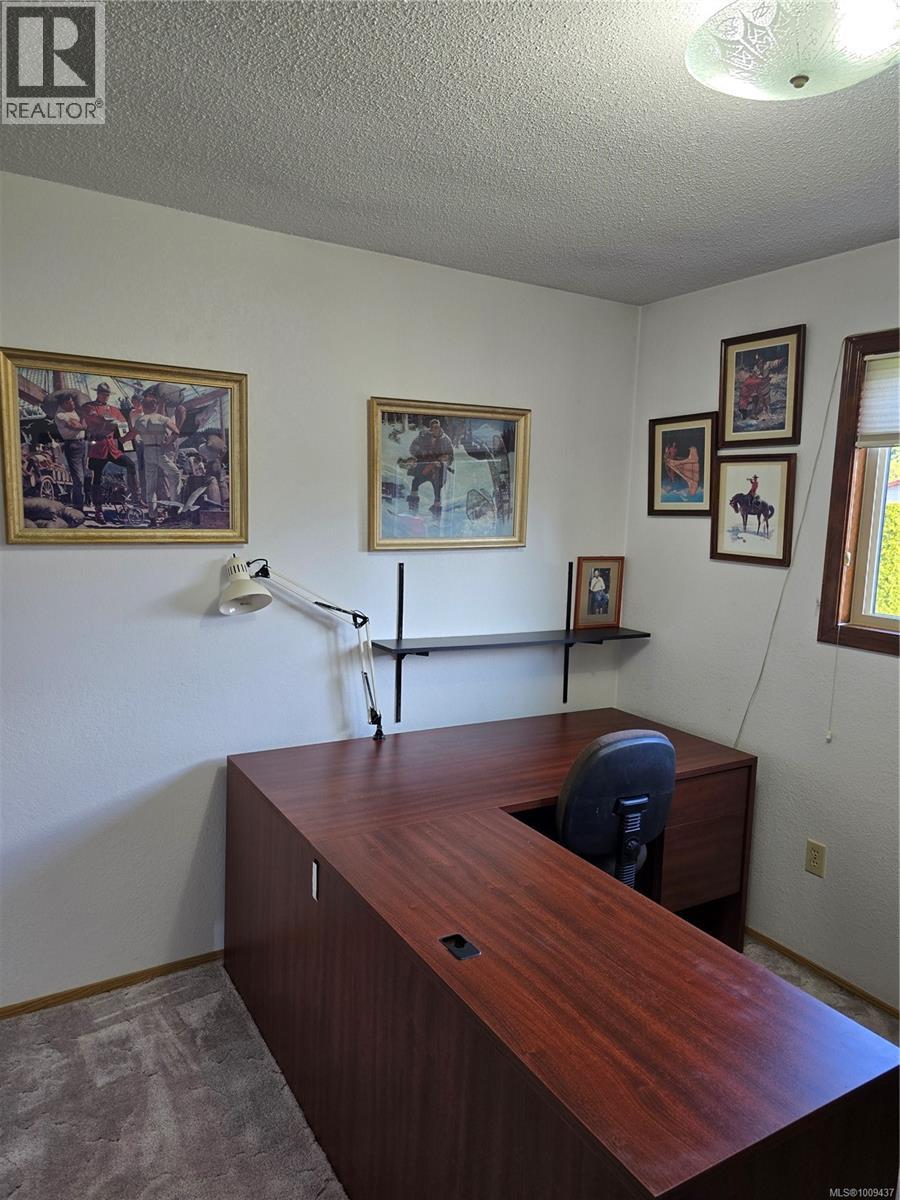  9596 Northlawn Terrace, Sidney