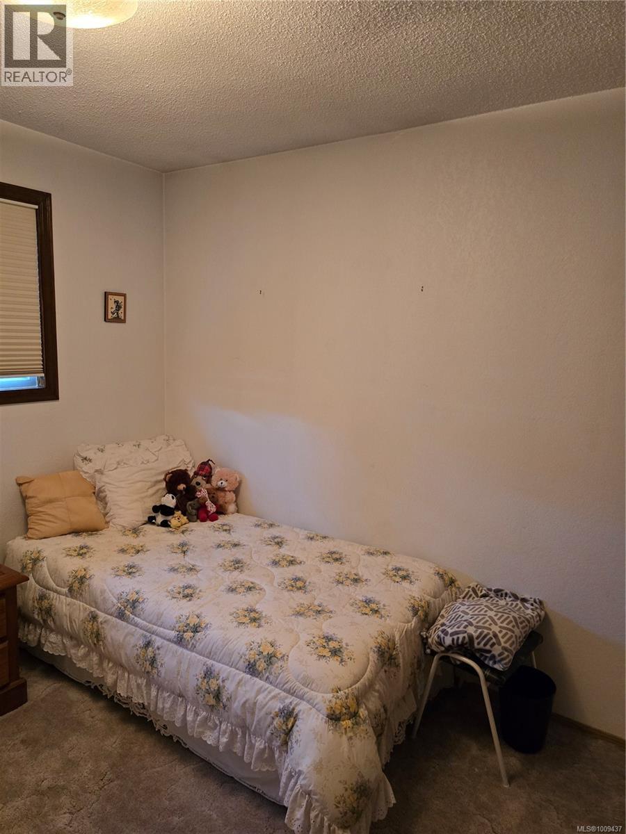  9596 Northlawn Terrace, Sidney