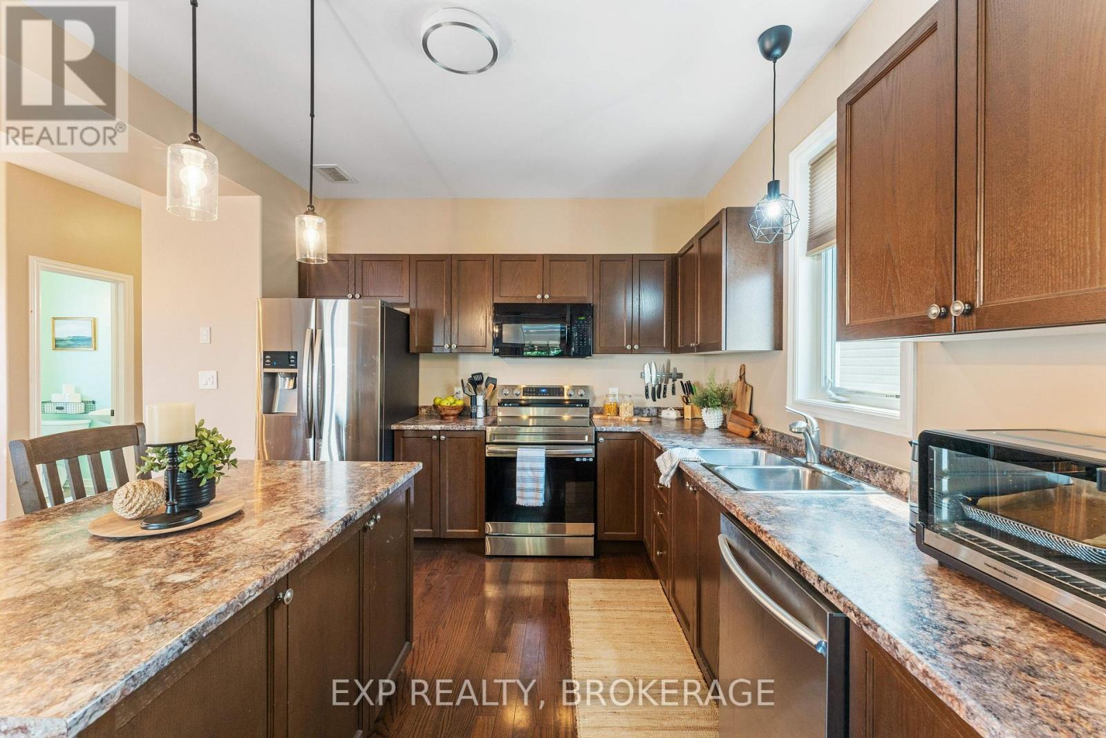 Photo 11 of 1614 Crimson Crescent, Kingston ON
