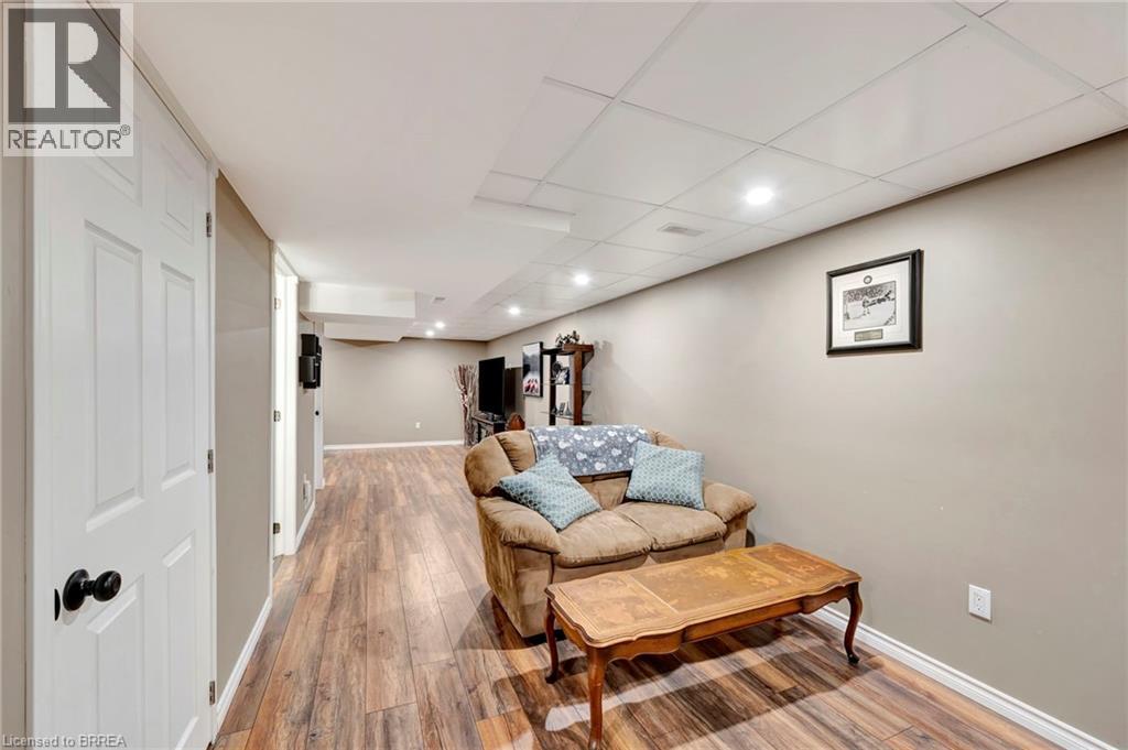 Photo 29 of 61 Hudson Drive, Cayuga ON