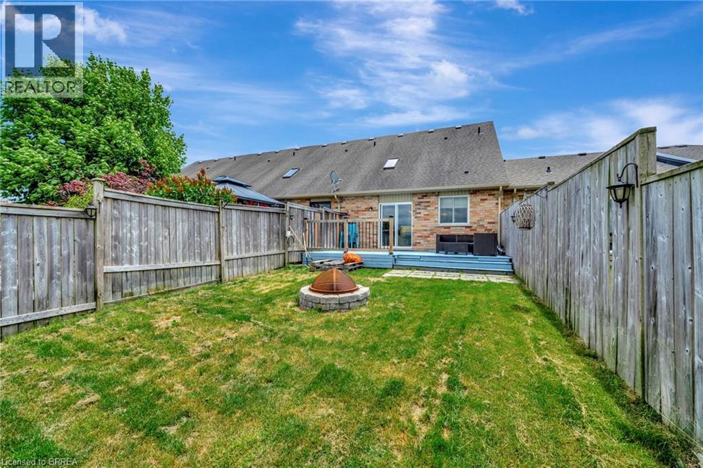 Photo 8 of 61 Hudson Drive, Cayuga ON