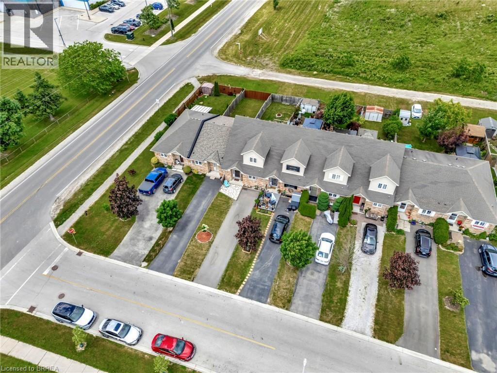 Photo 20 of 61 Hudson Drive, Cayuga ON
