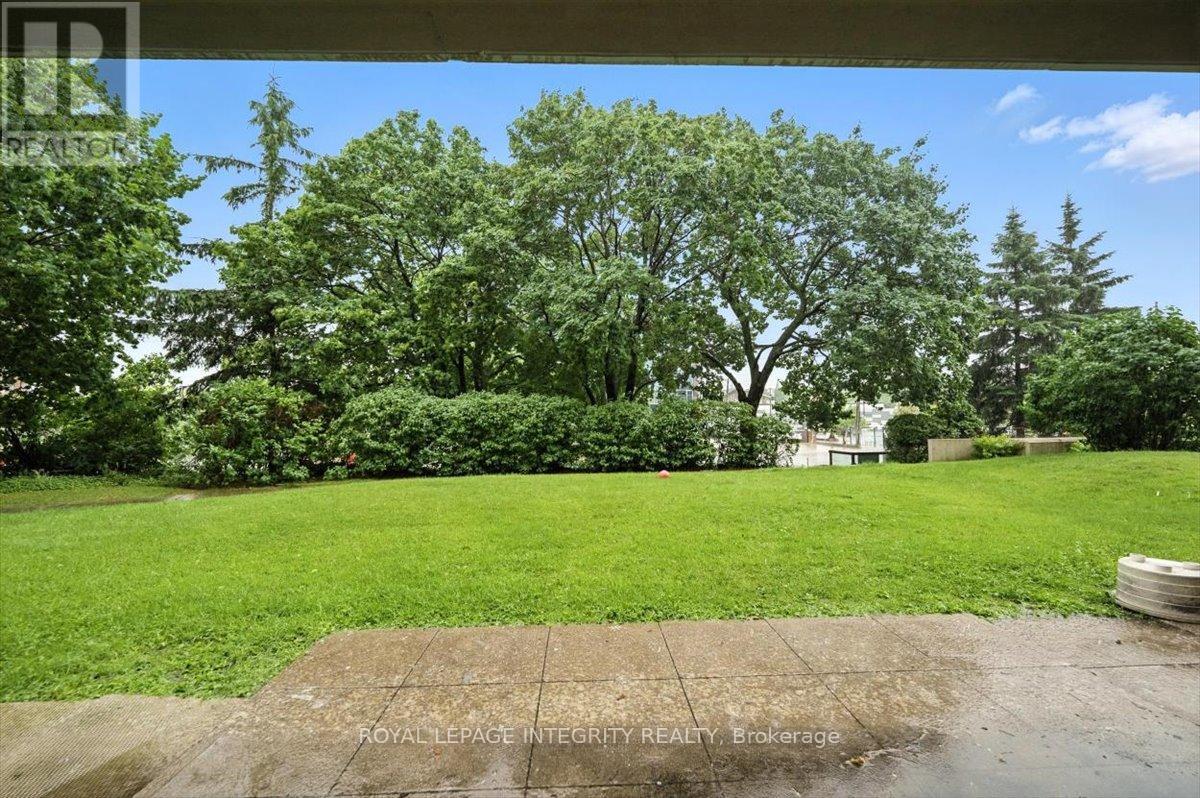Photo 1 of 109 158 A Mcarthur Avenue, Ottawa ON