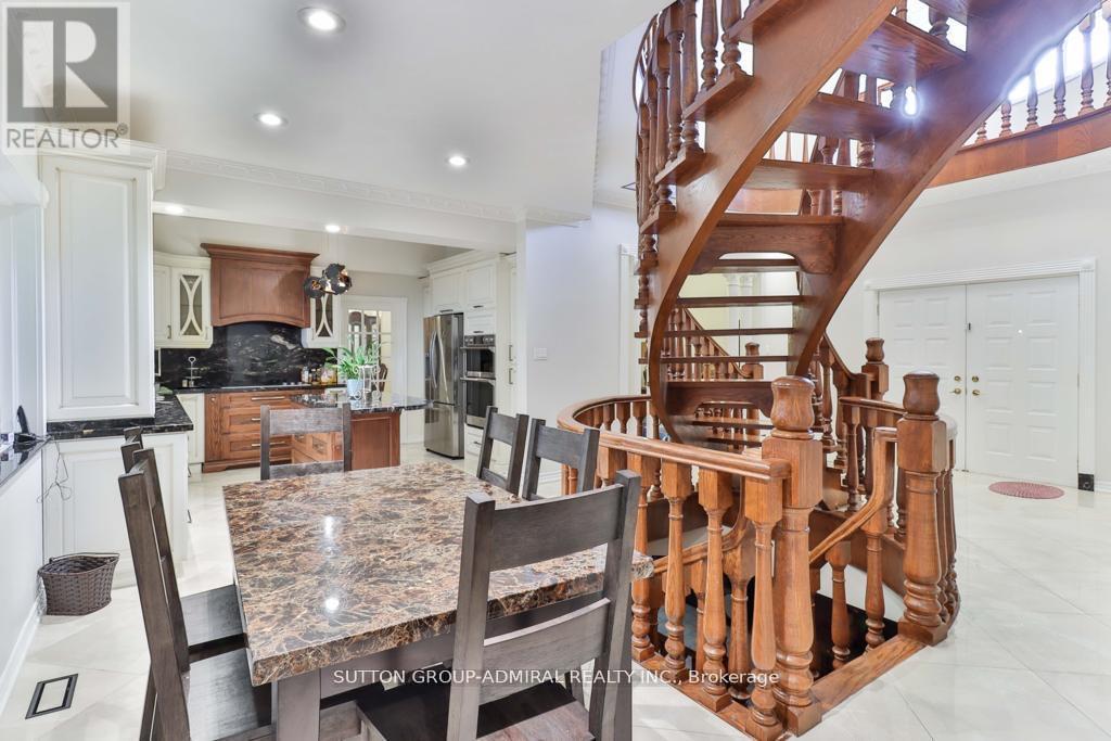 Photo 20 of 116 Goulding Avenue, Toronto ON