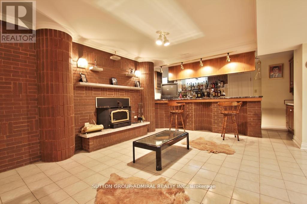 Photo 12 of 116 Goulding Avenue, Toronto ON