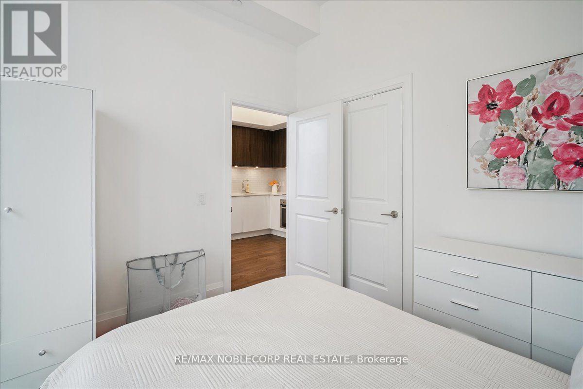 Photo 1 of 607 120 Parliament Street, Toronto ON