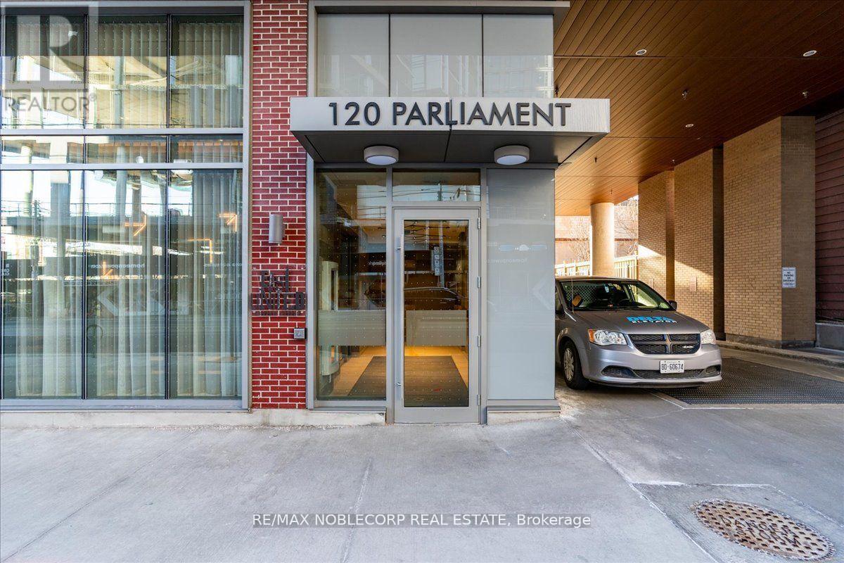 Photo 23 of 607 120 Parliament Street, Toronto ON