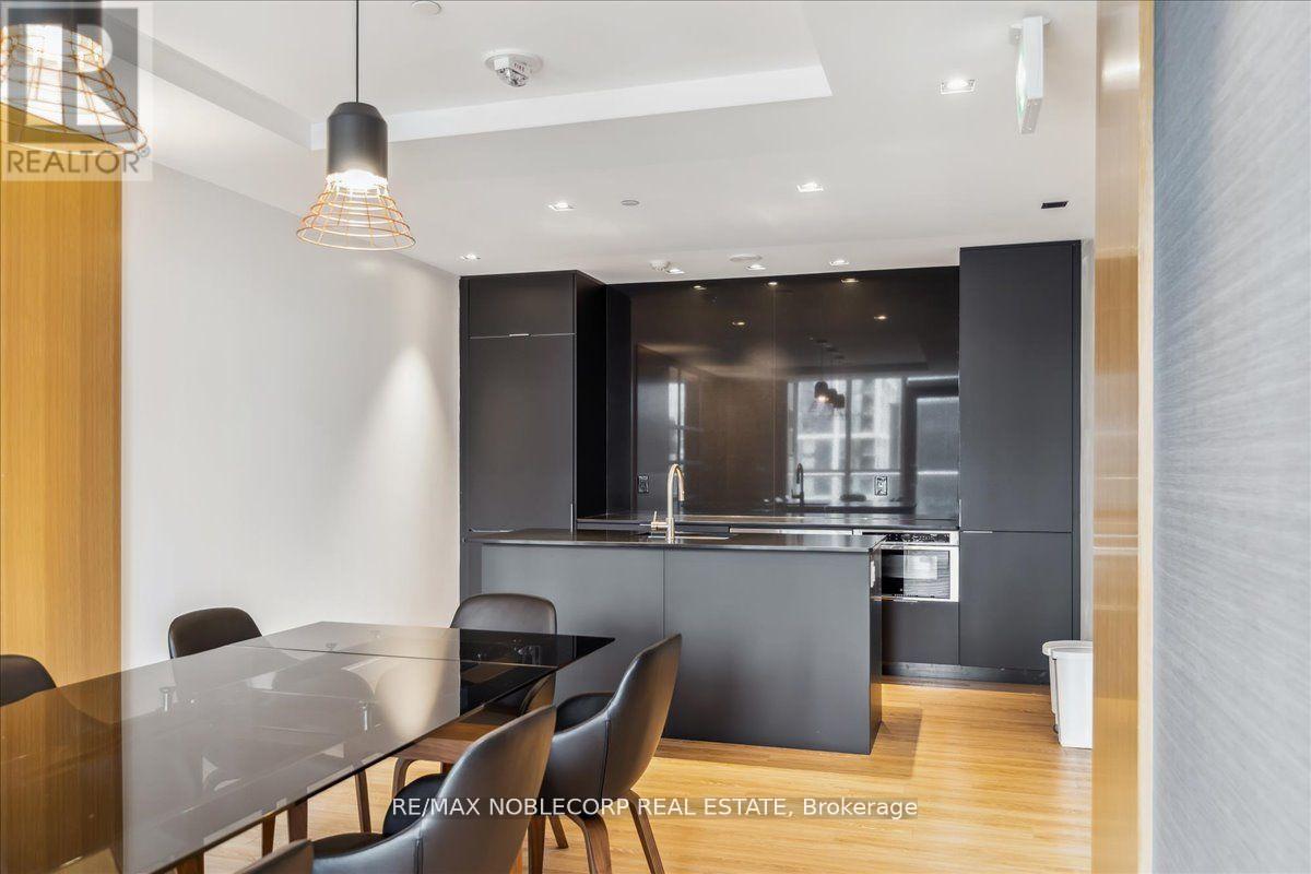 Photo 34 of 607 120 Parliament Street, Toronto ON