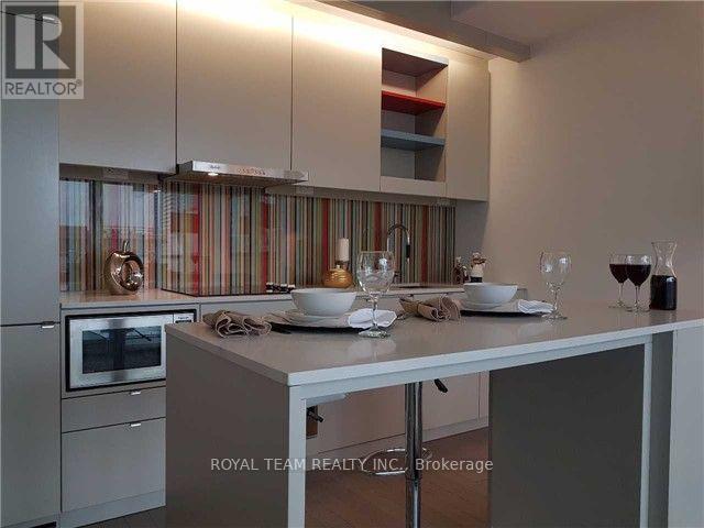 Photo 7 of 2308 101 Peter Street, Toronto ON