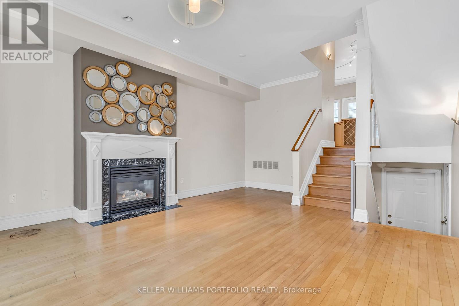 Photo 25 of 9 A Woodfield Rd Road, Toronto ON