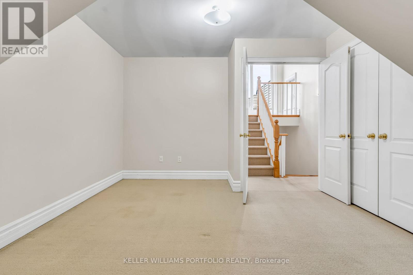 Photo 6 of 9 A Woodfield Rd Road, Toronto ON