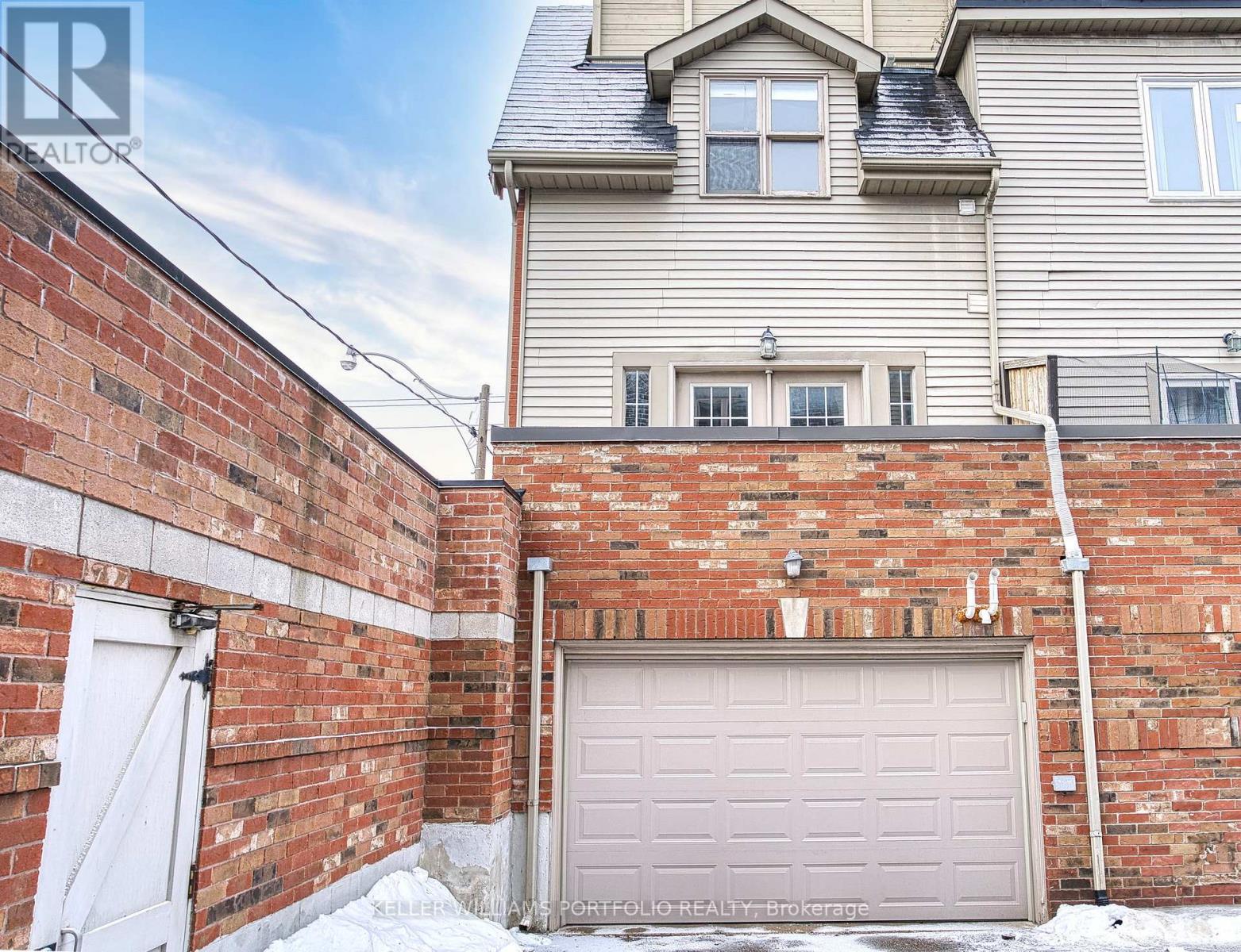 Photo 30 of 9 A Woodfield Rd Road, Toronto ON