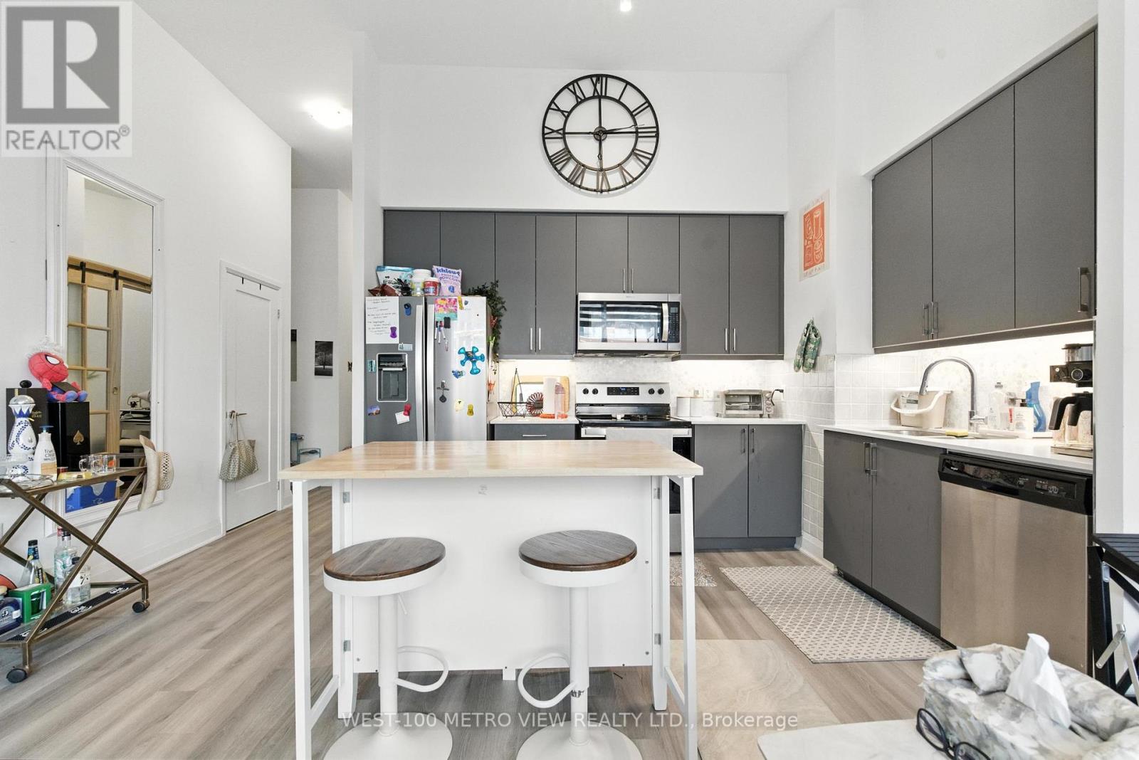 Photo 3 of 101 3220 Sheppard Avenue E, Toronto ON