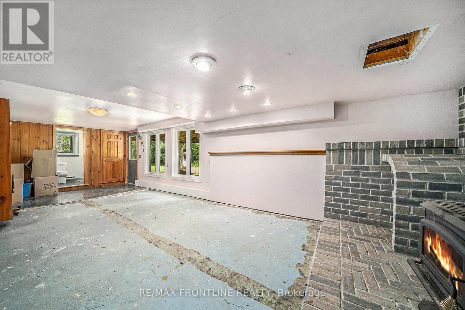 Photo 10 of 991 Bathurst Concession 6 Road, Tay Valley ON