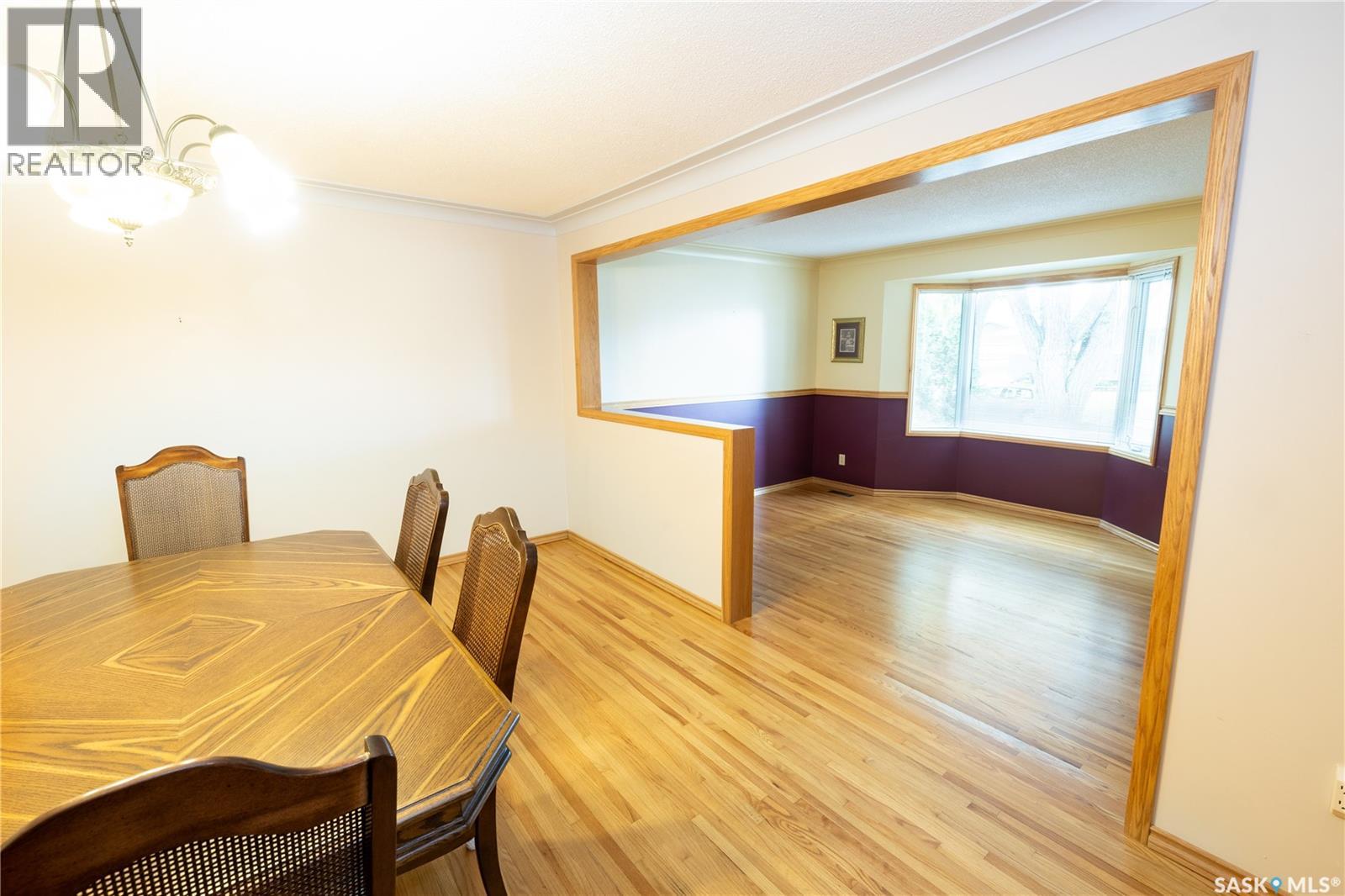 Photo 18 of 224 Logan Crescent, Regina SK