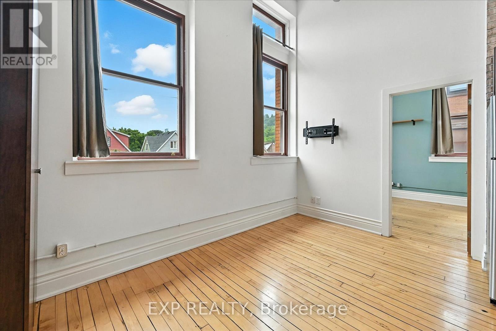 Photo 19 of 204 200 Stinson Street, Hamilton ON