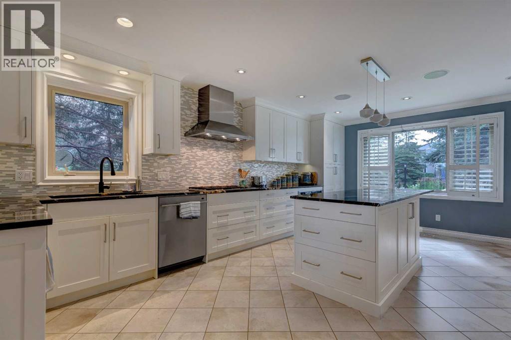 Single Family House for Sale in   Rideau Place SW Rideau Park Calgary 