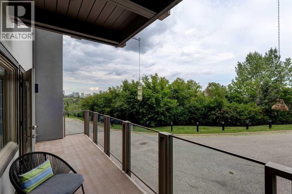 Single Family House for Sale in   Rideau Place SW Rideau Park Calgary 