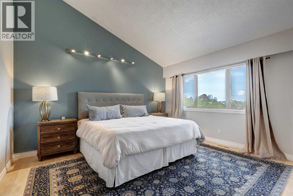 Single Family House for Sale in   Rideau Place SW Rideau Park Calgary 