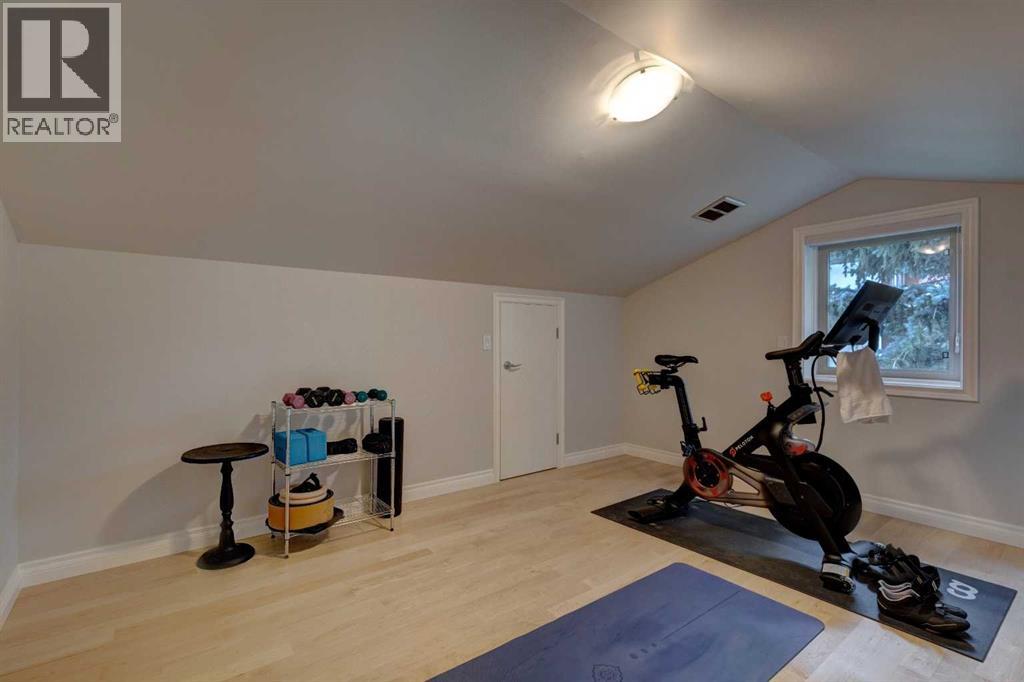 Single Family House for Sale in   Rideau Place SW Rideau Park Calgary 