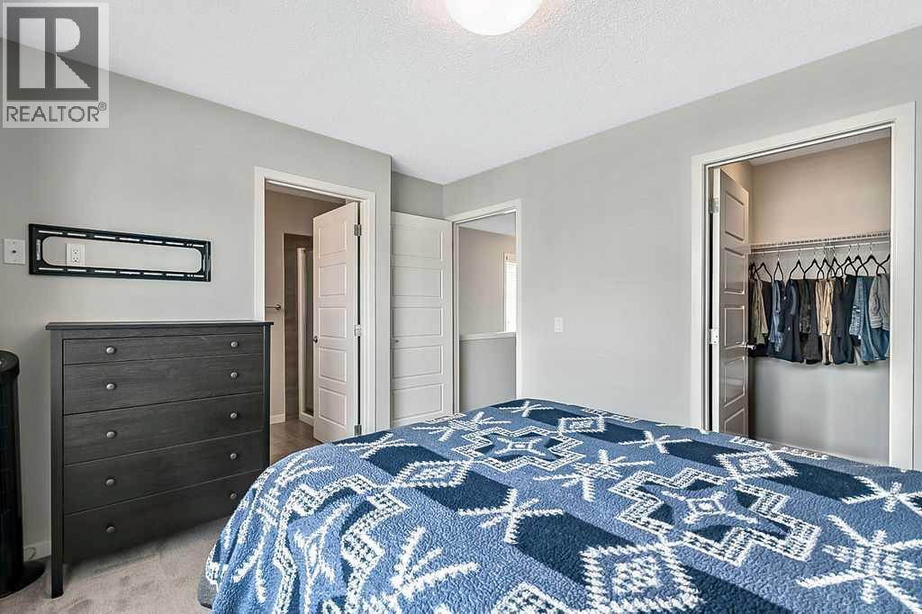 Single Family House for Sale in  New Brighton Walk SE New Brighton Calgary 