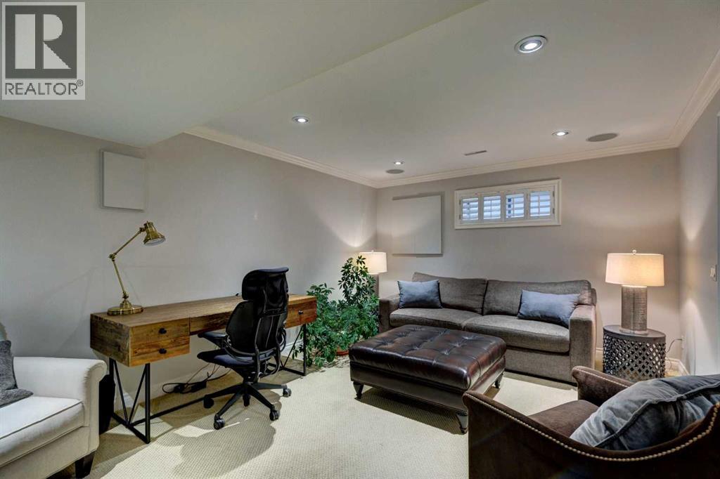 Single Family House for Sale in   Rideau Place SW Rideau Park Calgary 