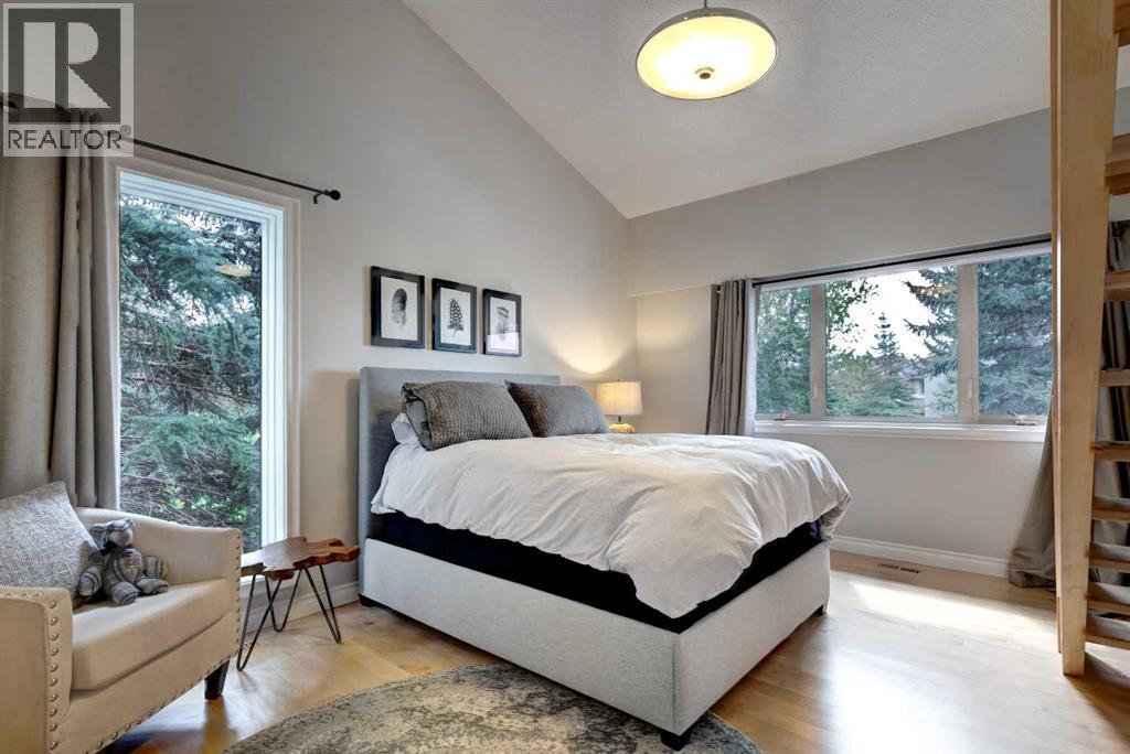 Single Family House for Sale in   Rideau Place SW Rideau Park Calgary 
