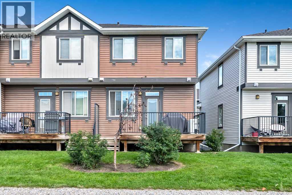 Single Family House for Sale in  New Brighton Walk SE New Brighton Calgary 