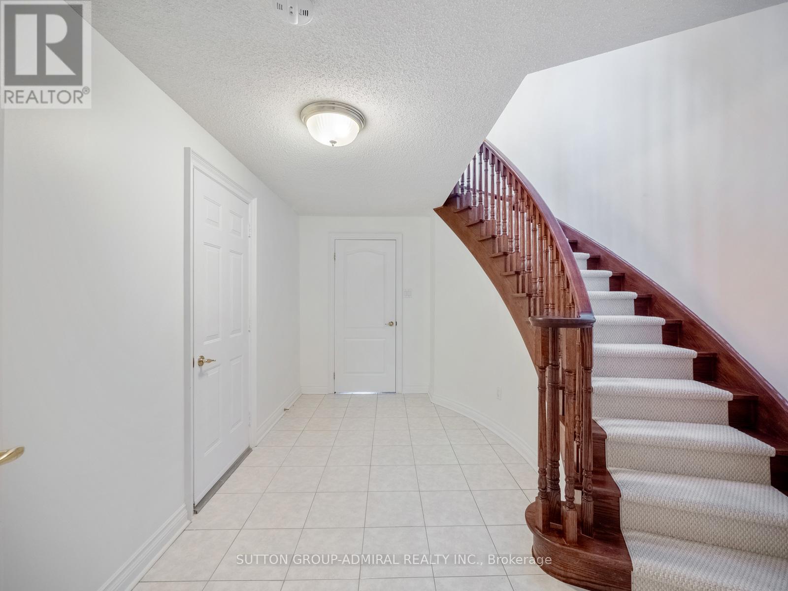 Photo 49 of 8 Tivoli Avenue, Richmond Hill ON