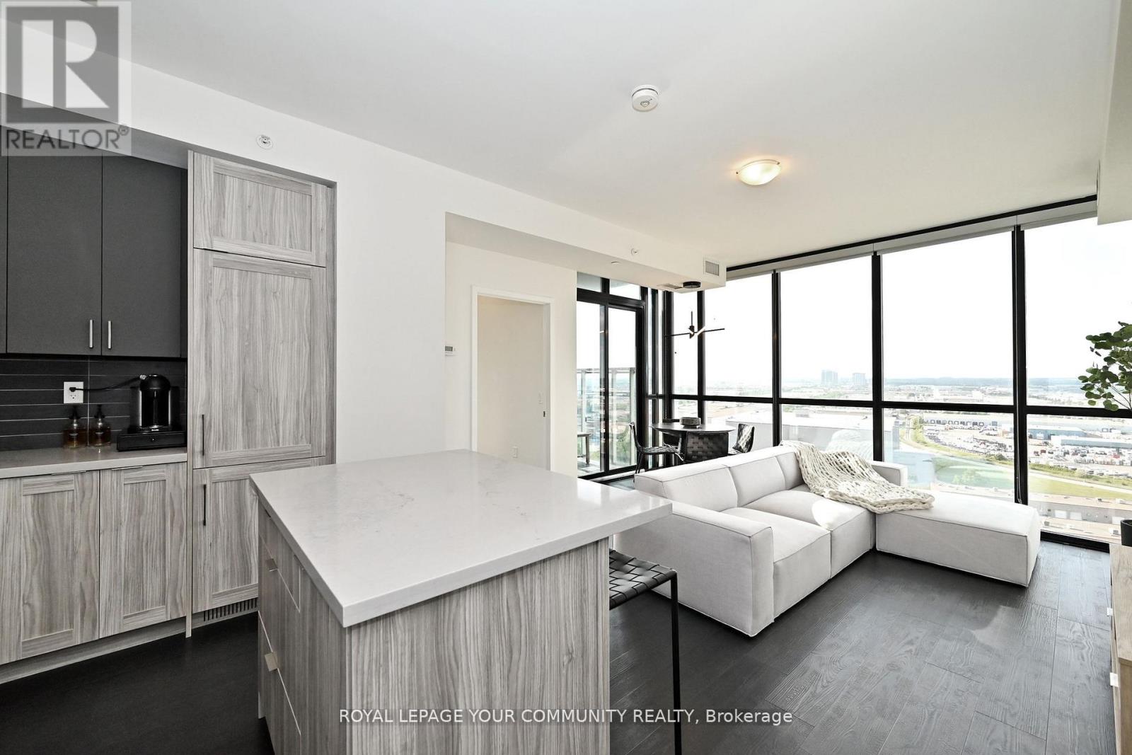 Photo 11 of 1607 2908 Highway 7, Vaughan ON