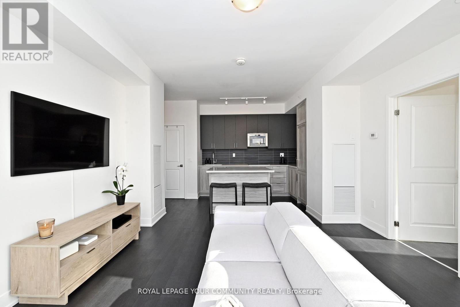 Photo 21 of 1607 2908 Highway 7, Vaughan ON