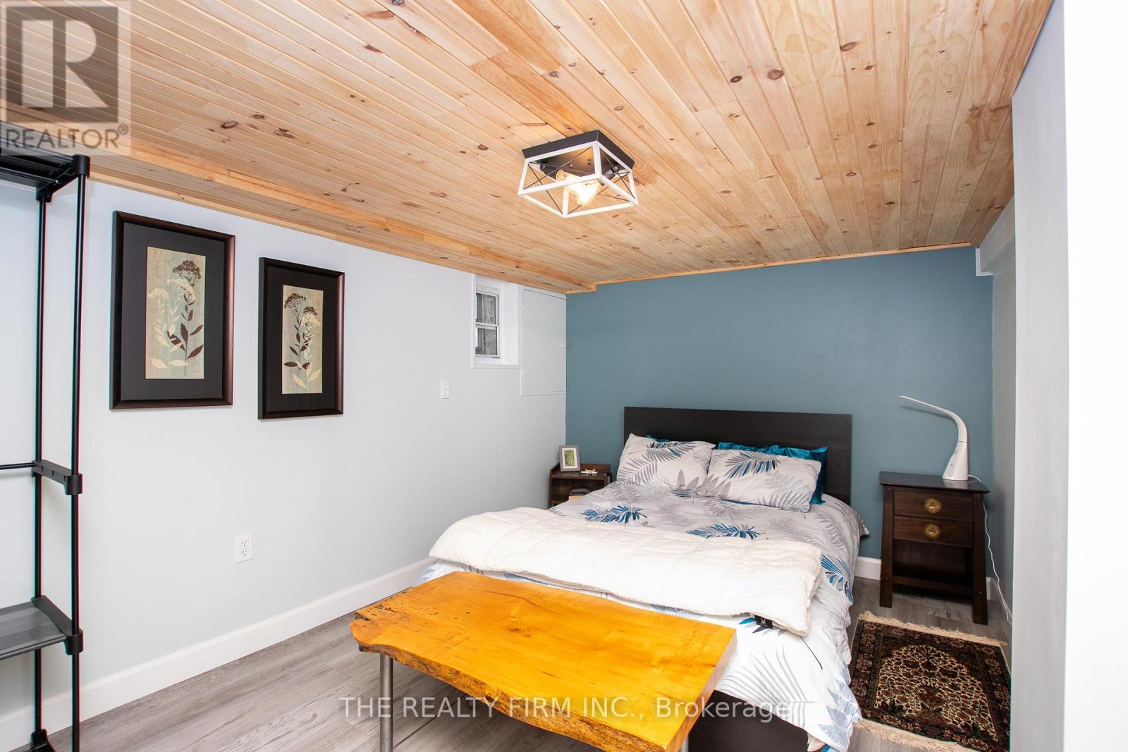 Photo 29 of 106 Brampton Road, London East ON