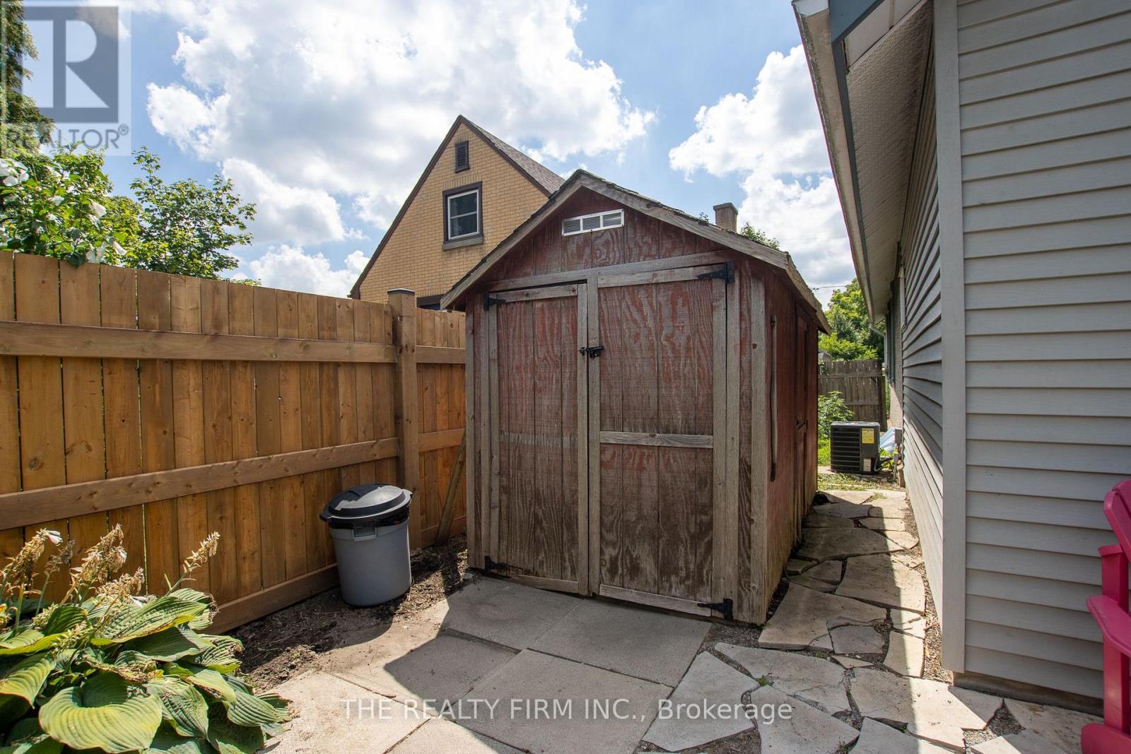 Photo 23 of 106 Brampton Road, London East ON