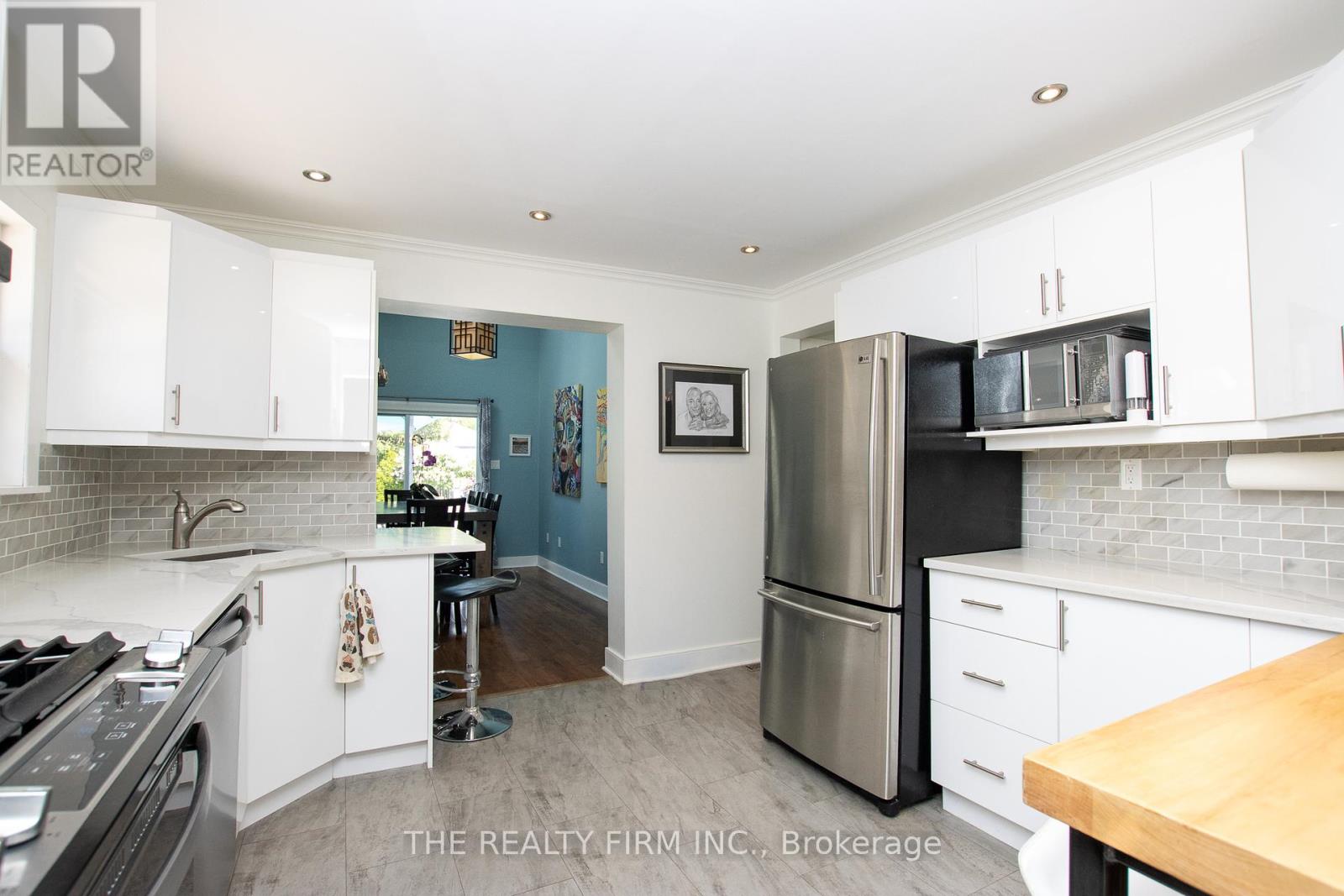 Photo 10 of 106 Brampton Road, London East ON
