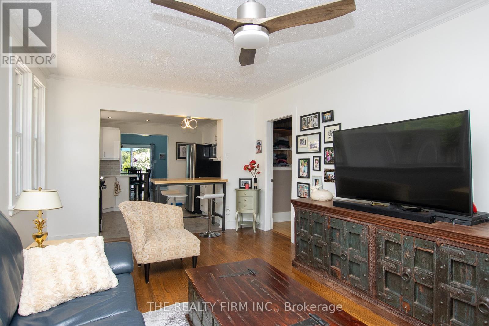 Photo 18 of 106 Brampton Road, London East ON