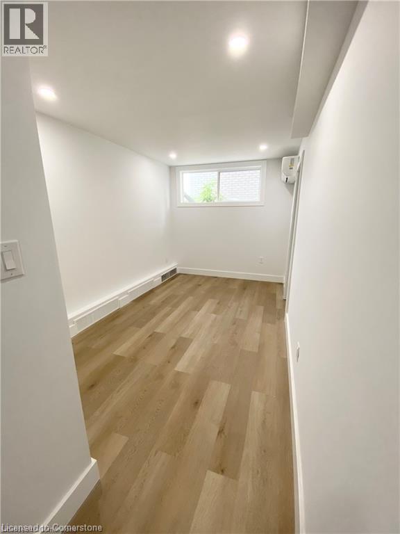 Photo 3 of 719 Upper James Street Unit Lower, Hamilton ON