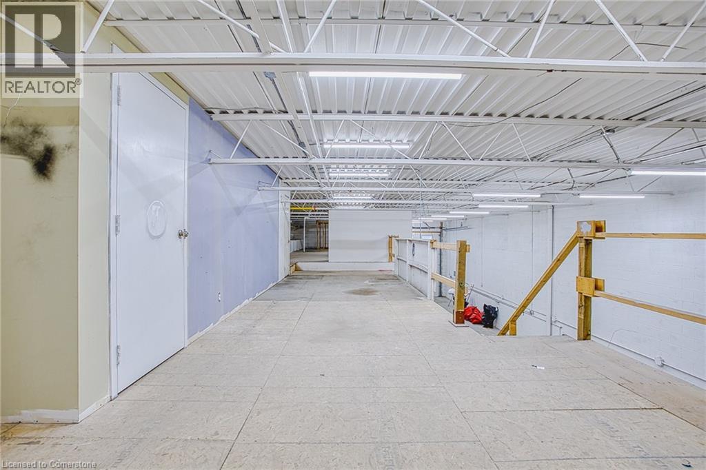Photo 32 of 31 Bigwin Road Unit 5, Hamilton ON