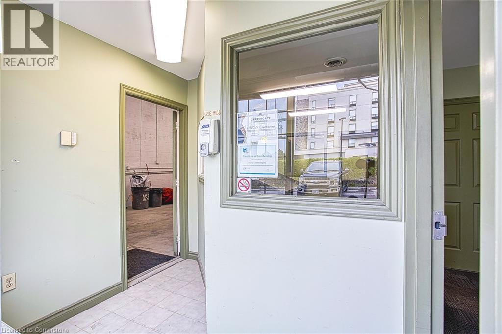 Photo 6 of 31 Bigwin Road Unit 5, Hamilton ON