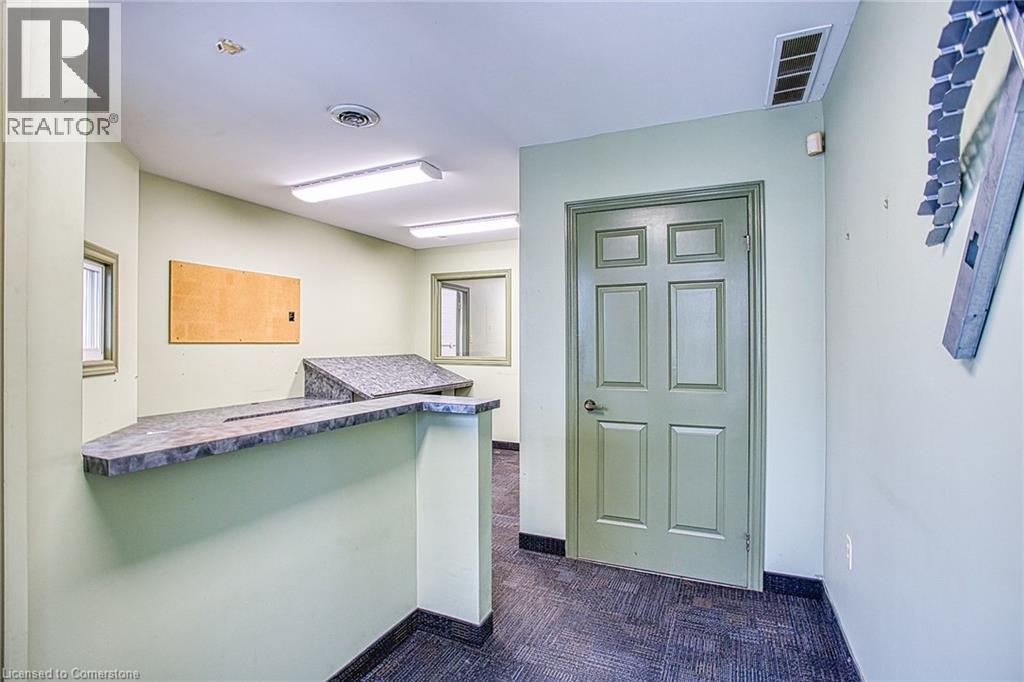 Photo 19 of 31 Bigwin Road Unit 5, Hamilton ON
