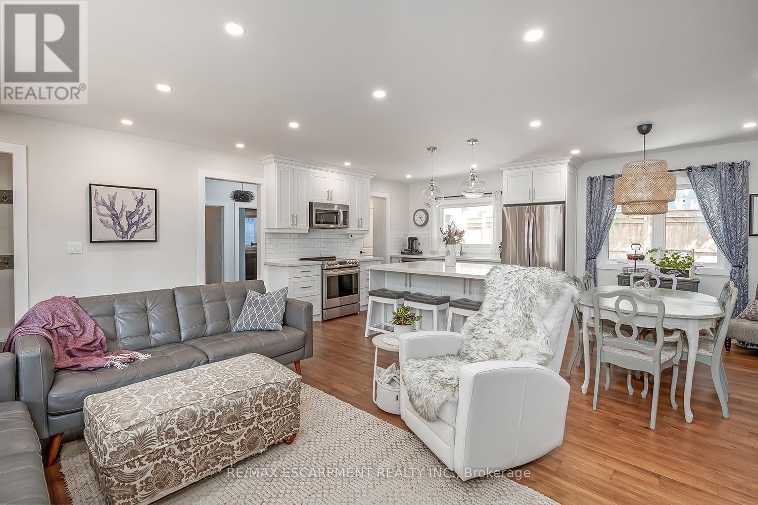Photo 41 of 2061 Halton Place, Burlington ON