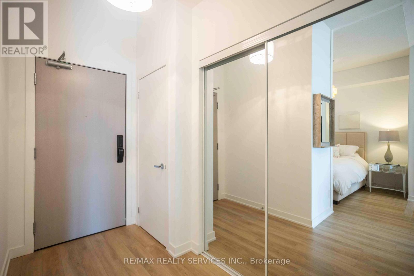 Photo 10 of A 117 3210 Dakota Common, Burlington ON