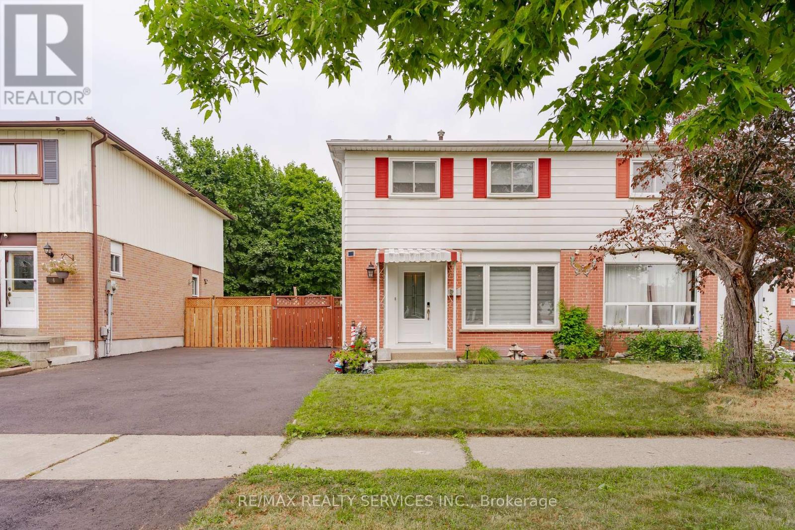 Photo 1 of 6 Lauderdale Road, Brampton ON