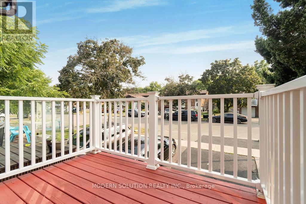 Photo 36 of 142 Mill Street N, Brampton ON