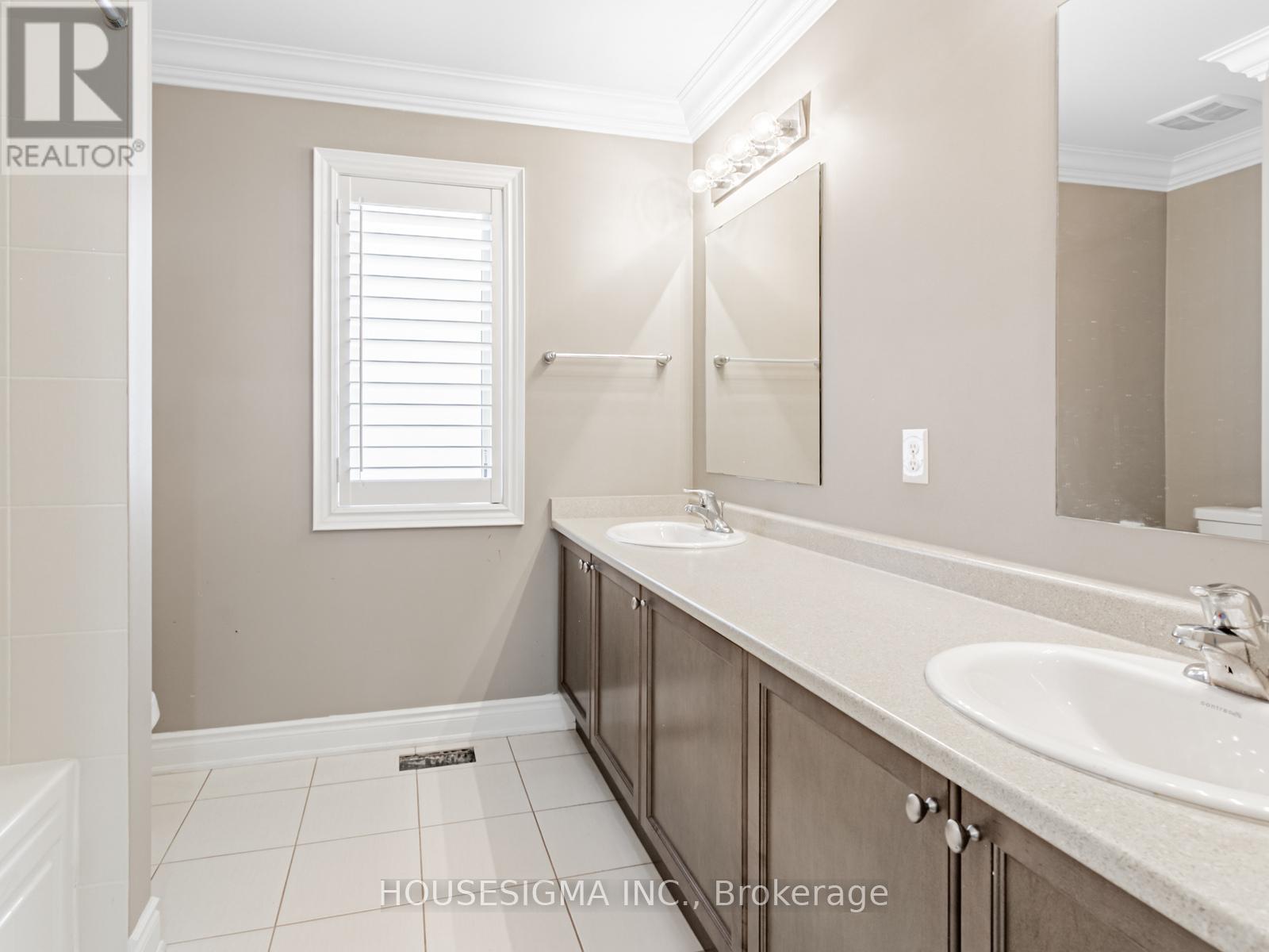 Photo 49 of 12 Bear Run Road, Brampton ON