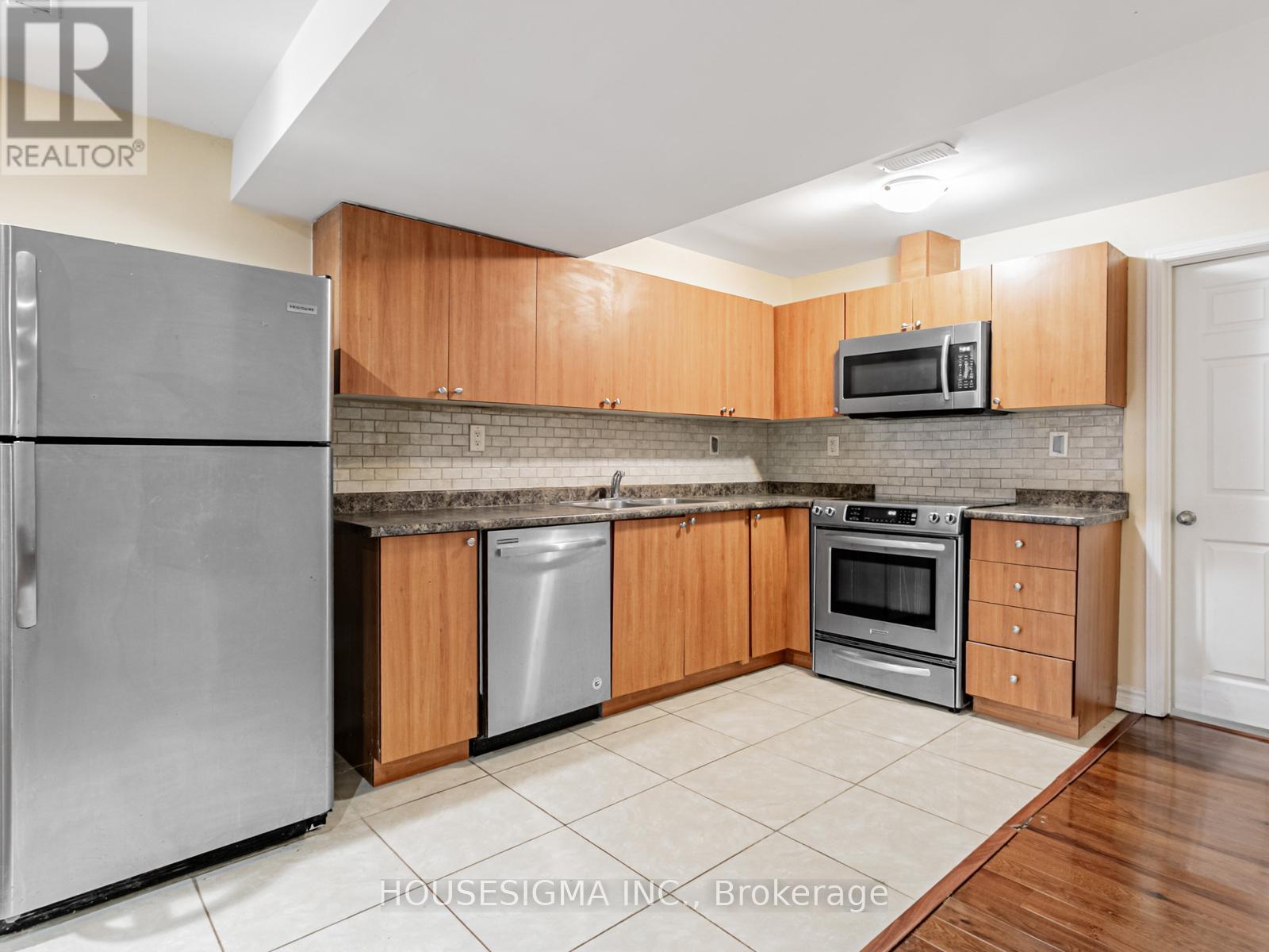 Photo 30 of 12 Bear Run Road, Brampton ON