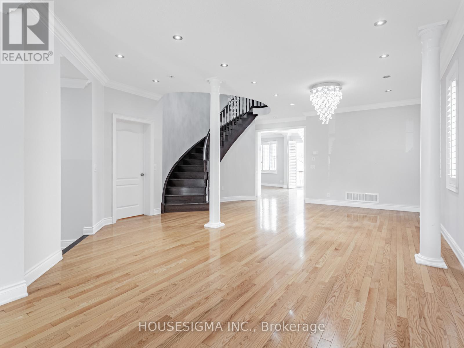 Photo 26 of 12 Bear Run Road, Brampton ON