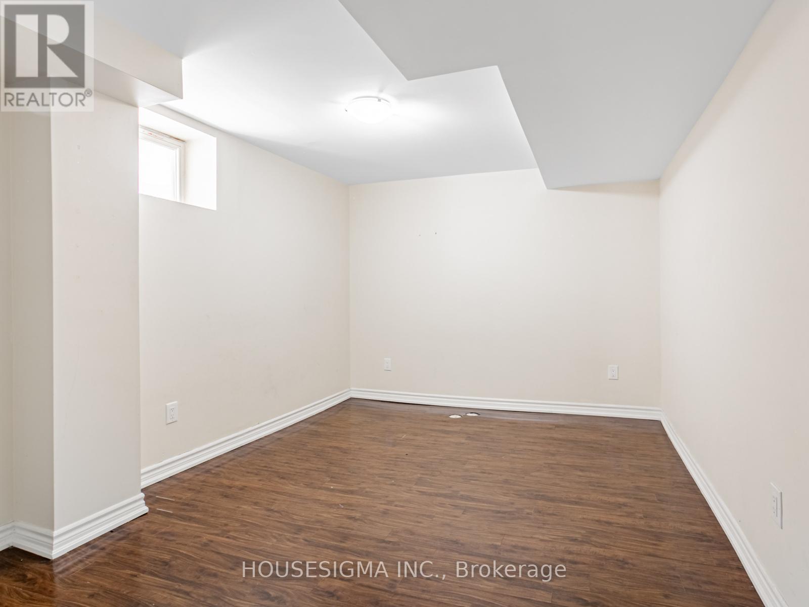 Photo 31 of 12 Bear Run Road, Brampton ON