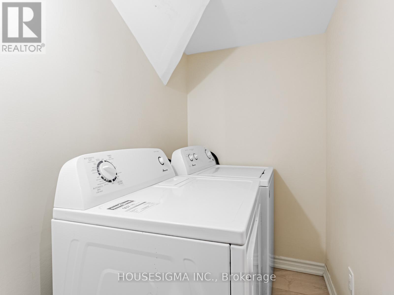 Photo 25 of 12 Bear Run Road, Brampton ON