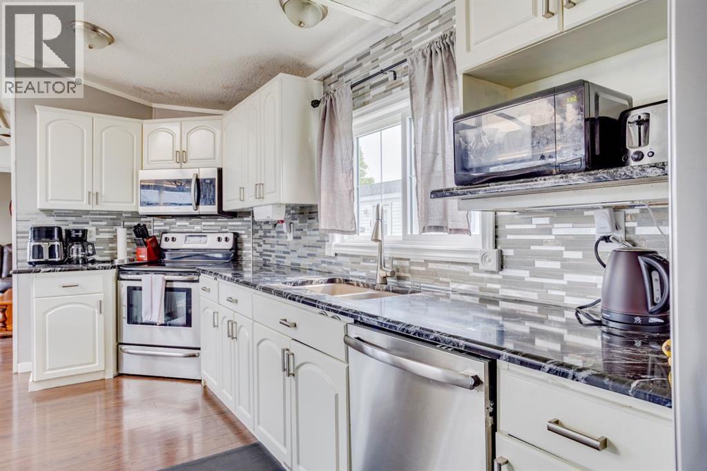 Photo 19 of 137 Cree Road, Fort Mcmurray AB