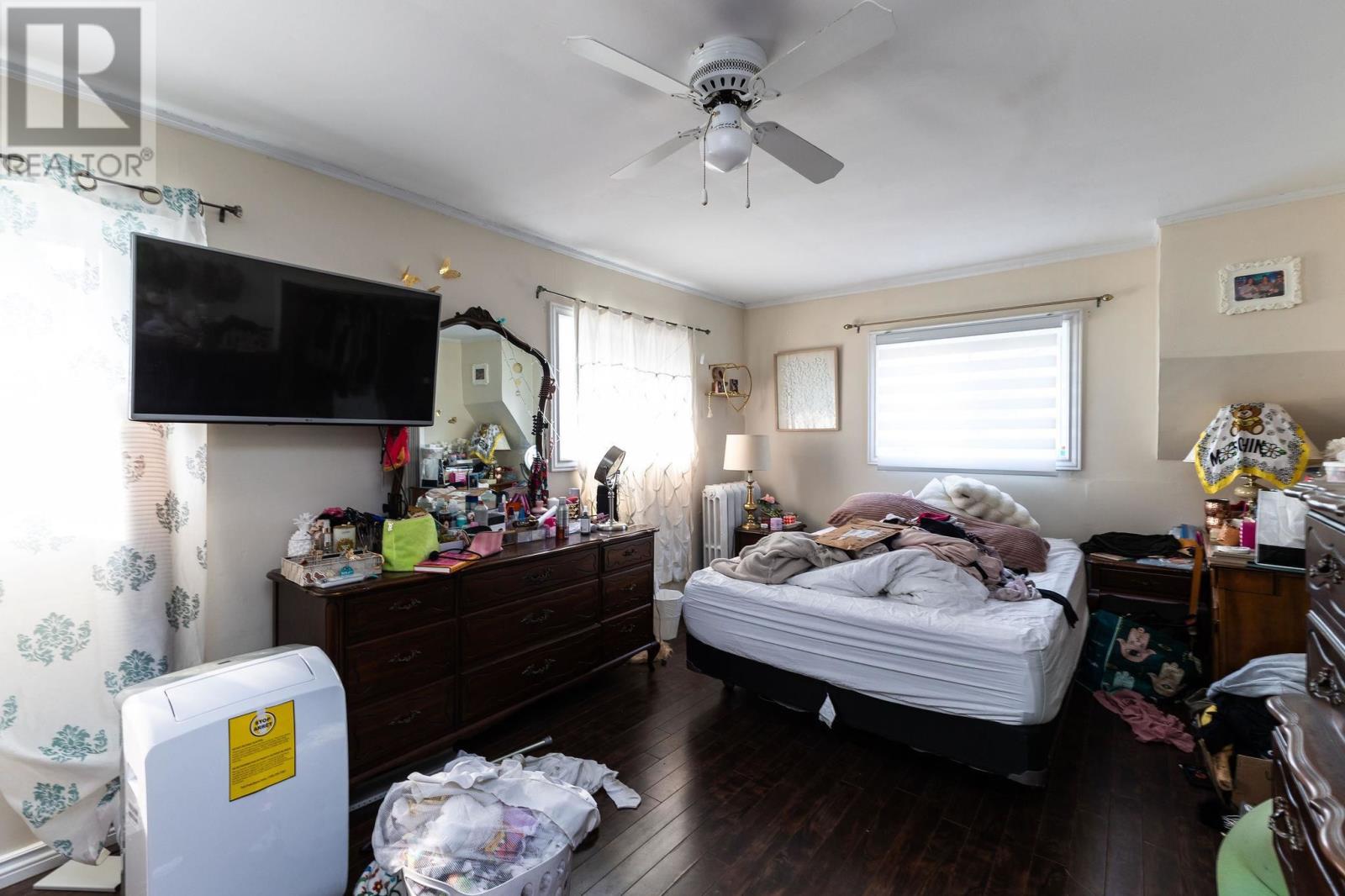 Photo 2 of 156 Church St, Sault Ste Marie ON